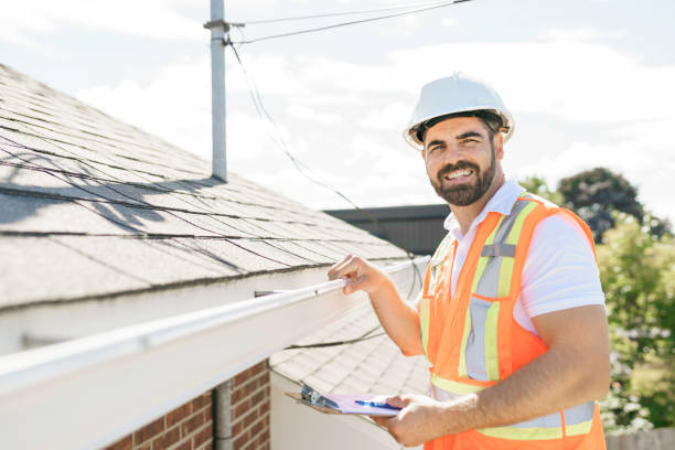 Best Roof Gutter Cleaning  in Tutwiler, MS